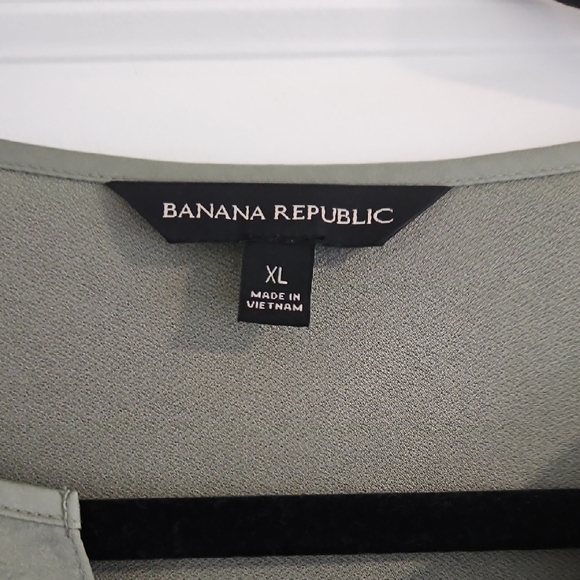 Banana Republic Sage Green Tunic Top - Picture 2 of 5